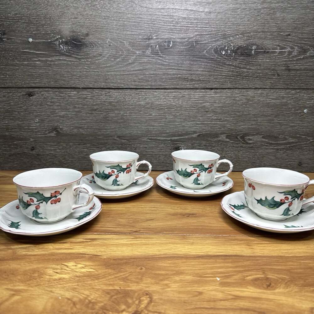 Villeroy & Boch Holly Luxembourg Cup & Saucer Set Of 4